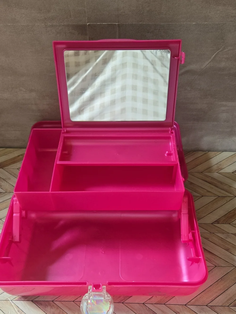 Vintage Y2K Caboodles Hot Pink Makeup Organizer Train Case Beauty Box